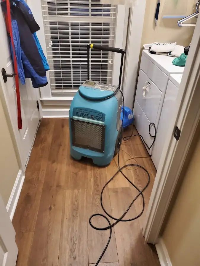 Commercial dehumidifier deployed for Crawl Space Restoration in Edinburg